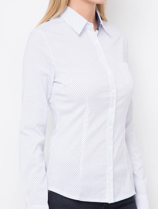 Рубашка женская белая в мелкий горошек